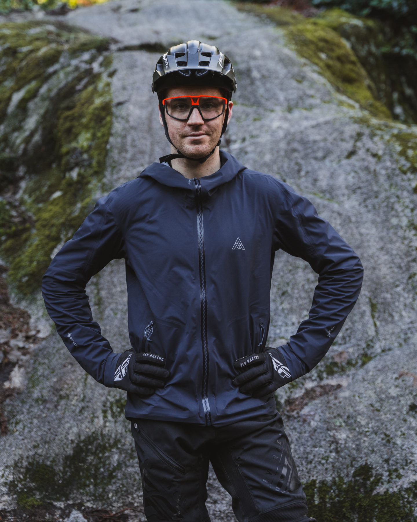 7mesh Cycling Apparel partners with Rémy Métailler