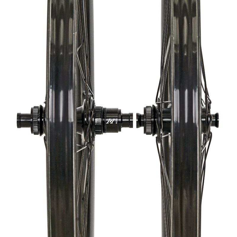 Industry Nine EXPANDS 1/1 CARBON LINEUP